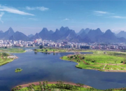 管理(lǐ)縱橫 | 賀州分(fēn)公司擴張愛蓮湖公園項目，項目經理(lǐ)示範指導園林綠化養護工(gōng)作(zuò)